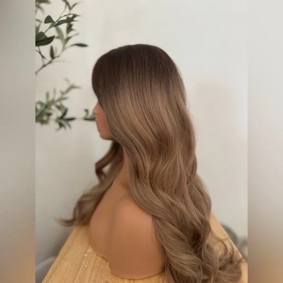 Balayage Soft Medium Blonde Wavy Wig for daily used - Classic Wig Cap NWT - Picture 5 of 6